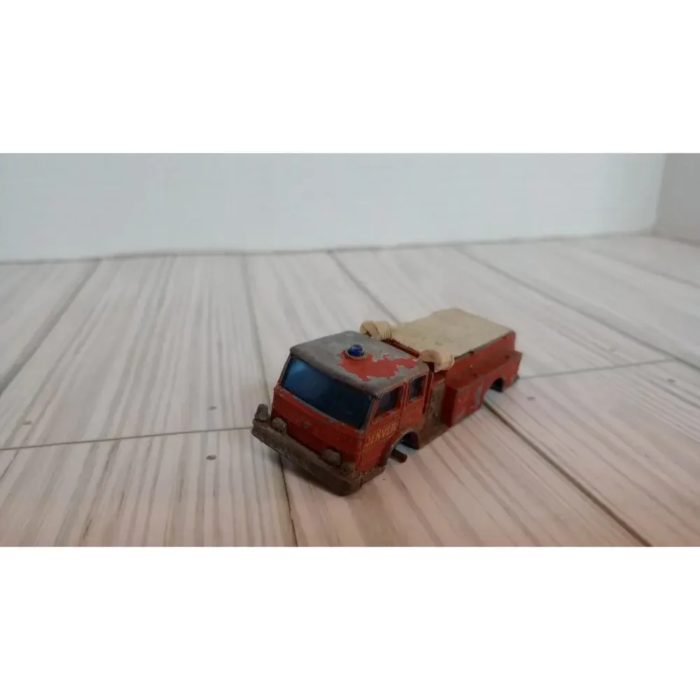 MATCHBOX SERIES NO 29 FIRE PUMPER TRUCK VINTAGE MADE IN ENGLAND **For Restore**